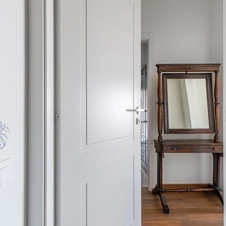 City Center - Luigi&Carolina Apartments - By Host4U Pavia Exterior photo