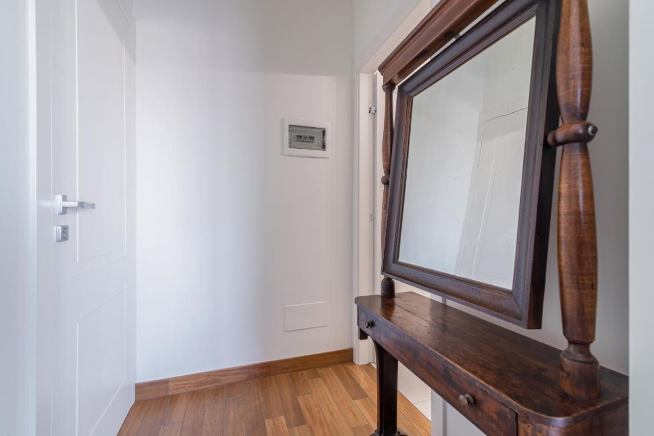 City Center - Luigi&Carolina Apartments - By Host4U Pavia Exterior photo