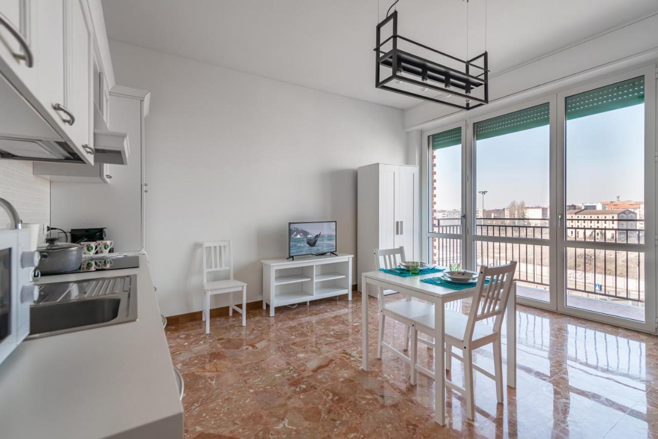 City Center - Luigi&Carolina Apartments - By Host4U Pavia Exterior photo