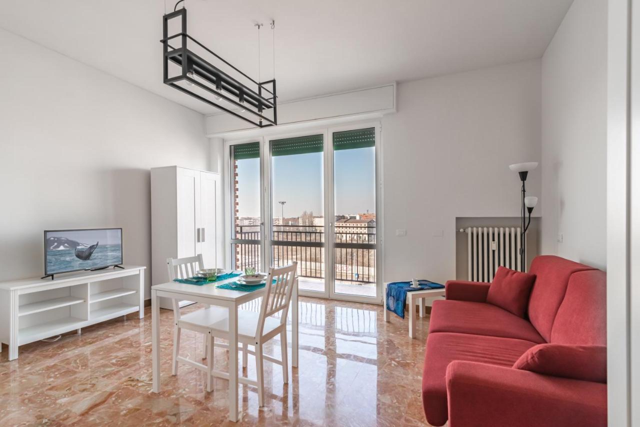 City Center - Luigi&Carolina Apartments - By Host4U Pavia Exterior photo