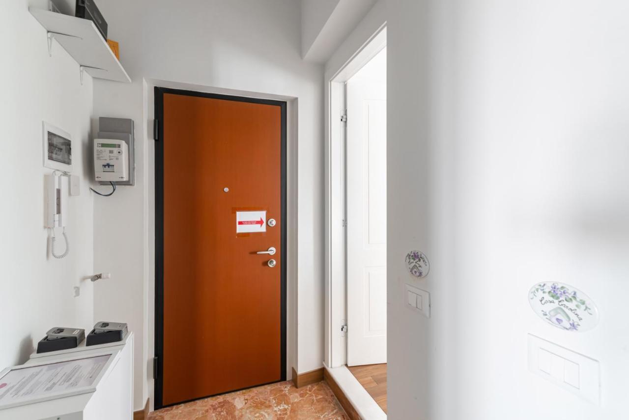 City Center - Luigi&Carolina Apartments - By Host4U Pavia Exterior photo